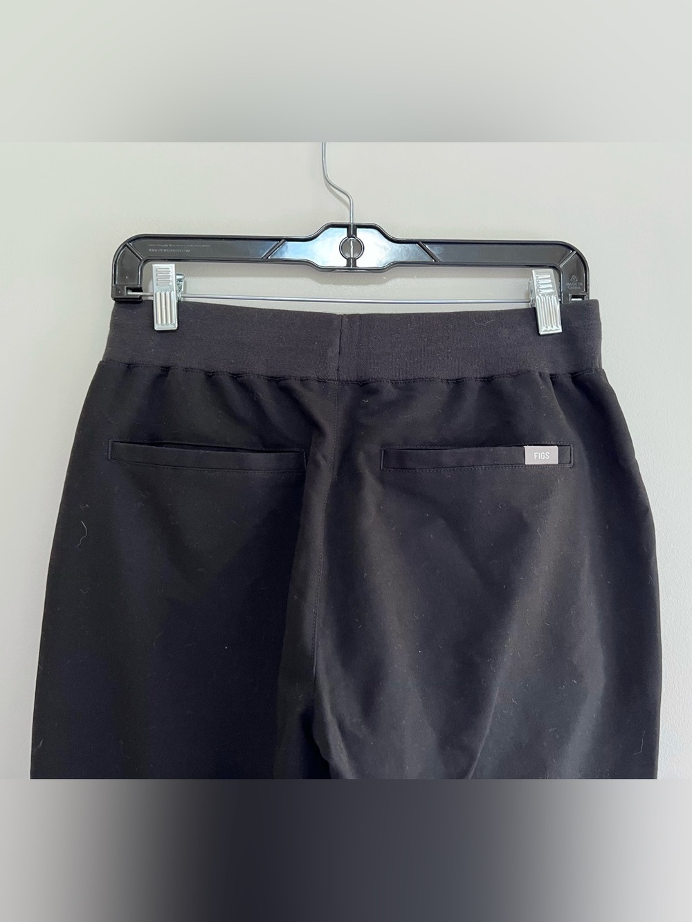 FIGS Bristol Slim Mid Rise Tapered Jogger Scrub Pants in Black (PO #1556), Small - Picture 5 of 8